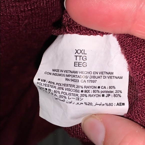 Old navy maroon cowlneck 3/4 sleeved sweater - Picture 6 of 6